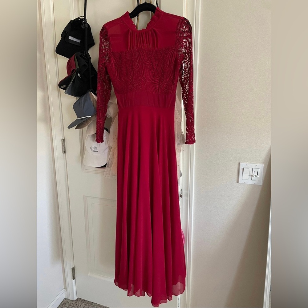 Beautiful red dress size small